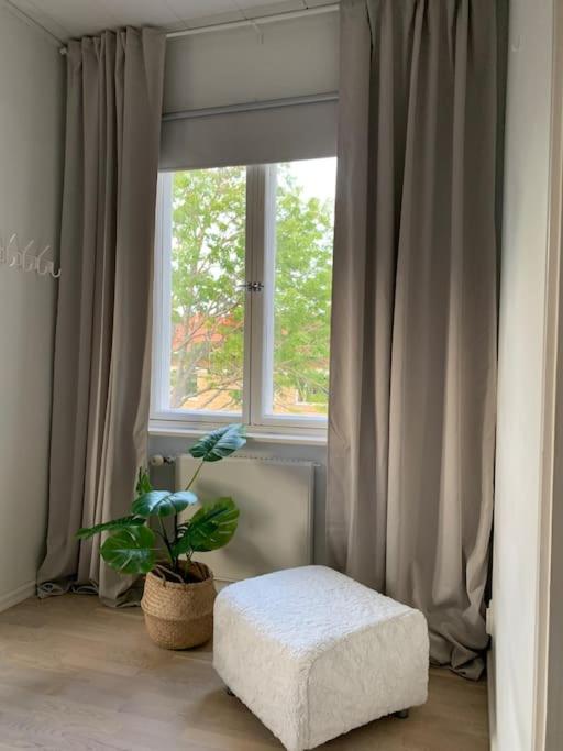 Apartment Smakfull Centrumlaegenhet, 3 R + K, 80 M2 Mariehamn