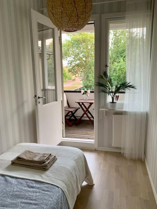 Smakfull Centrumlaegenhet, 3 R + K, 80 M2 Apartment Mariehamn